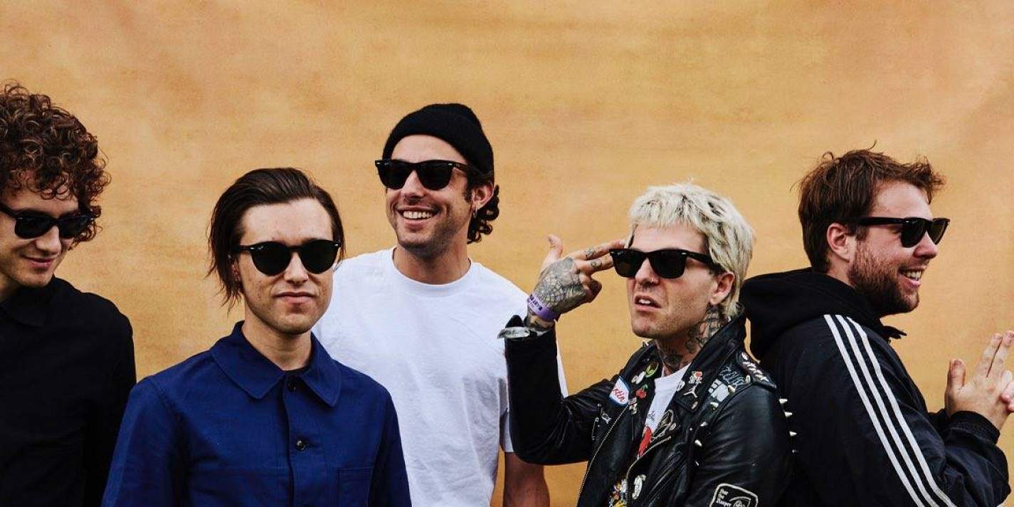 The Neighbourhood