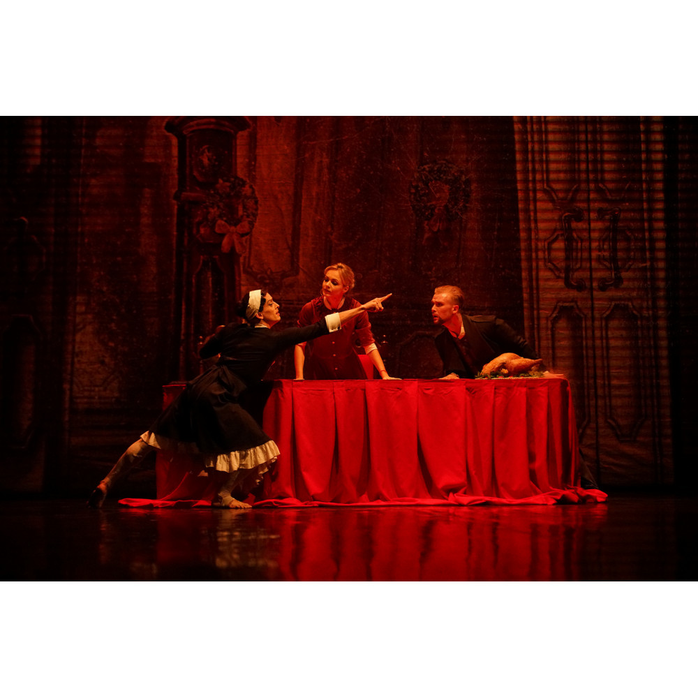 Фото №9 - Афіша Афіша Kyiv Modern Ballet. Жінки в ре-мінорі. Довгий різдвяний