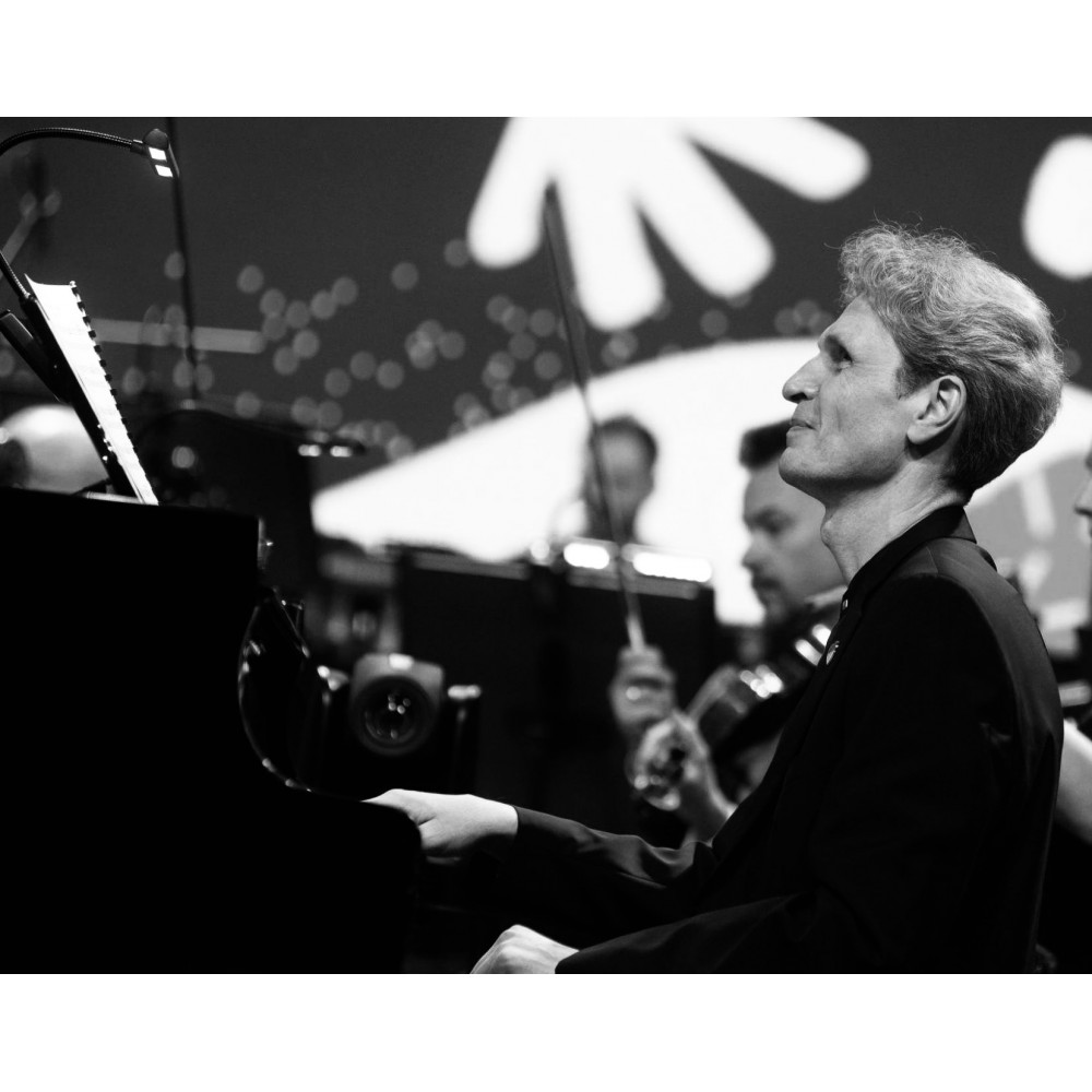 Фото №7 - Афіша Афіша Piano & Paint — Philip Glass