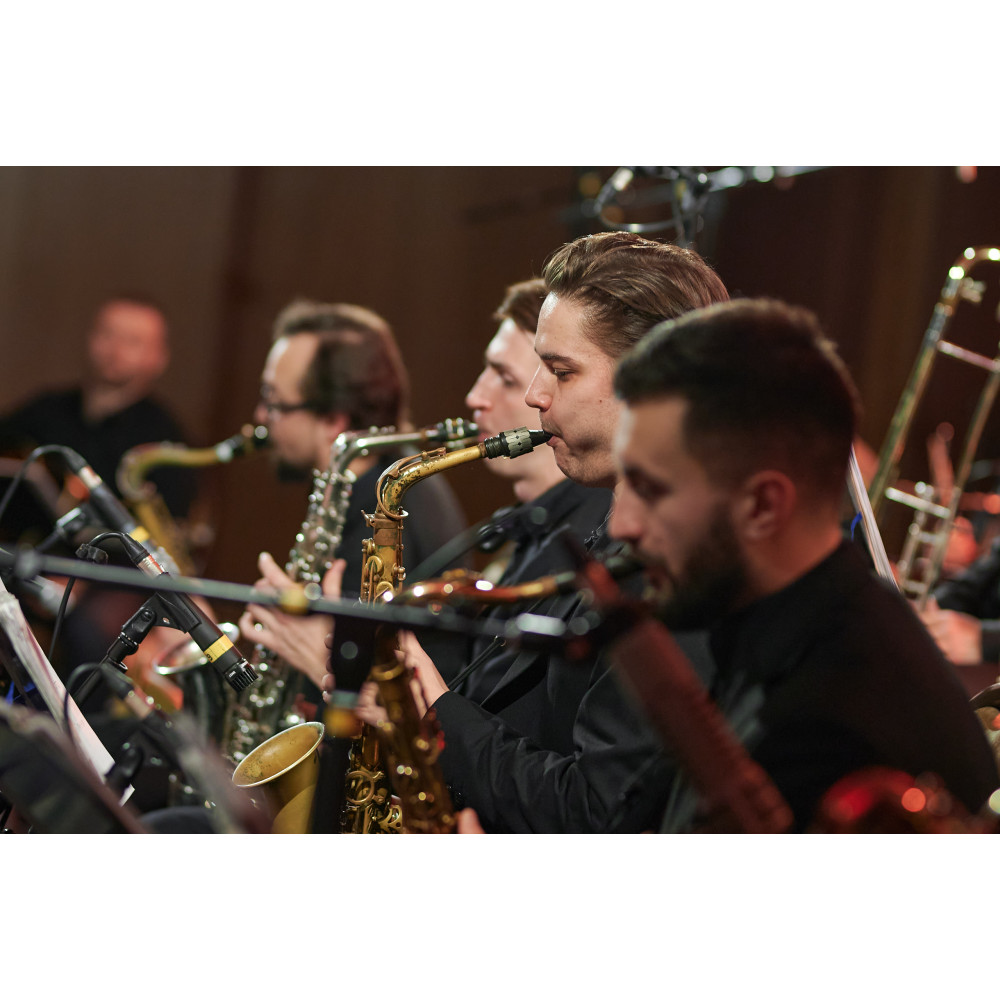 Фото №9 - Афіша Афіша Aniko Dolidze BigBand – Романтика у стилі свінг