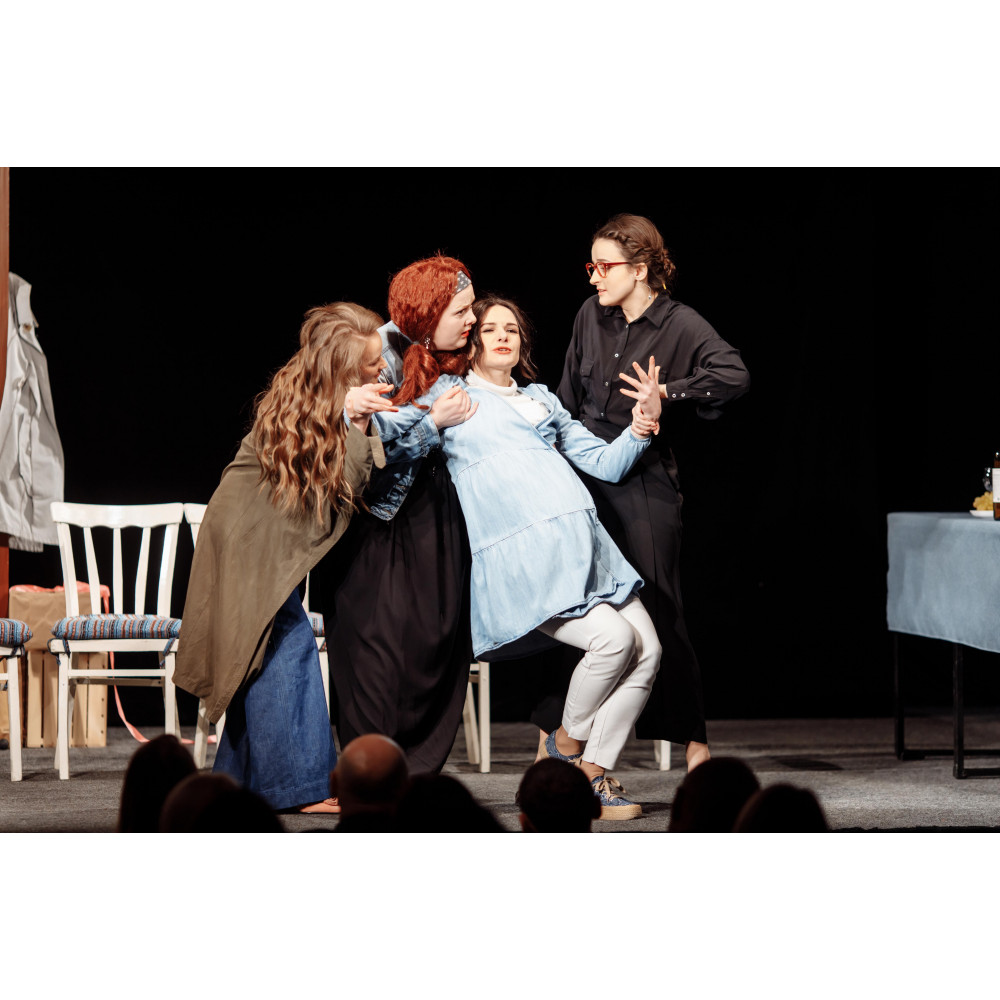 Фото №12 - Афіша Афіша #GOODBYEMYLOVE, АБО, ДІВЧАТА, ВАМ СЮДИ (16+), Чернігів‎ - 2026-05-10 18:00:00