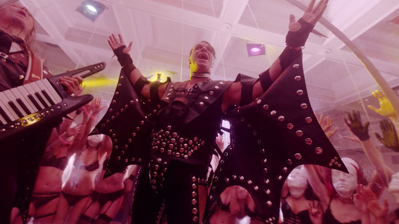 Билеты Lindemann выпустили новый клип на порносайте. Мы вас предупредили Билеты Lindemann выпустили новый клип на порносайте. Мы вас предупредили