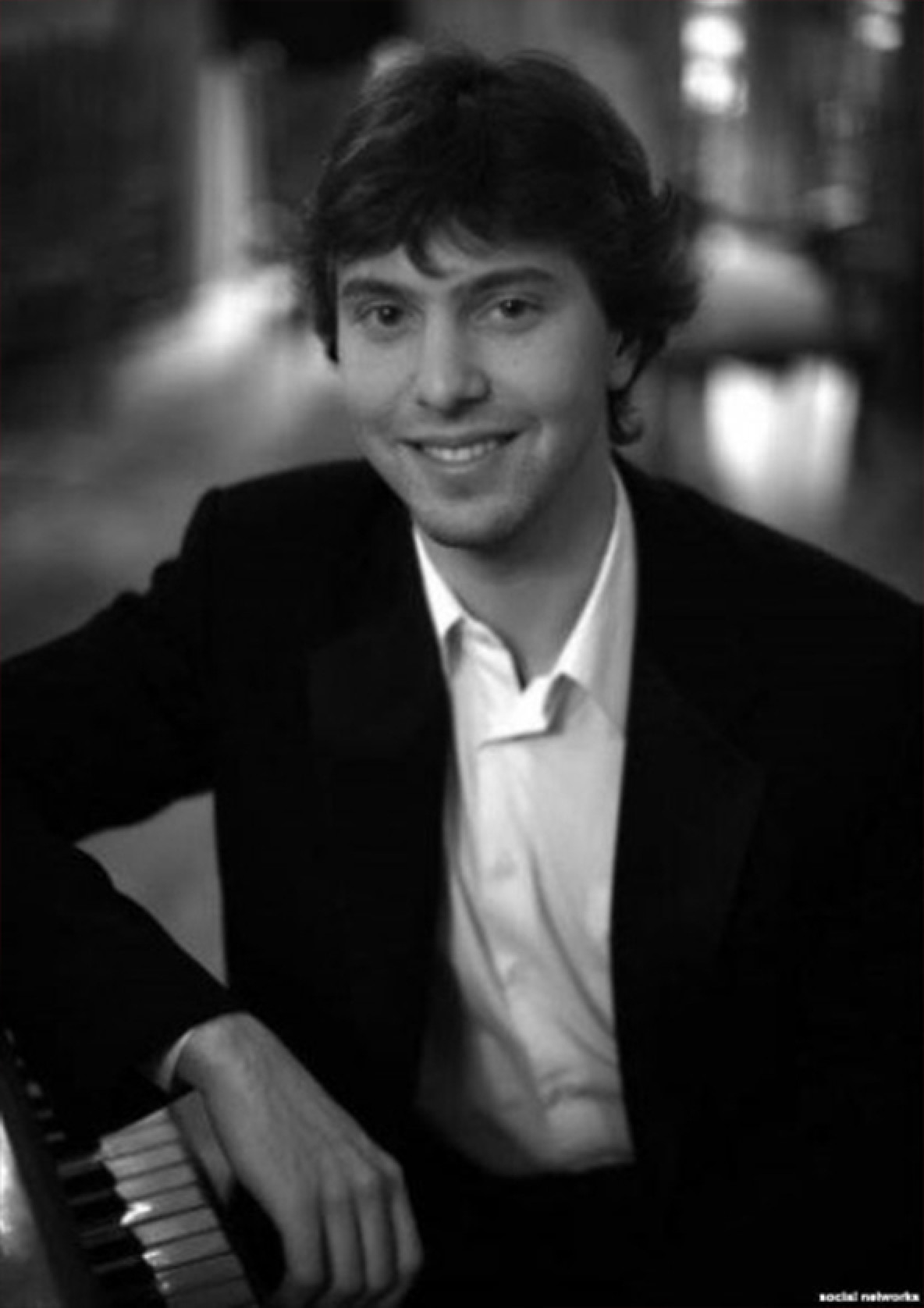 Билеты ЛІСТ, МАЛЕР. Нац.симф. оркестр України, ПАВЛО ГІНТОВ (фортепіано) США ЛІСТ, МАЛЕР. Нац.симф. оркестр України, ПАВЛО ГІНТОВ (фортепіано) США tickets in Kyiv city - Concert - Ticketsbox.com