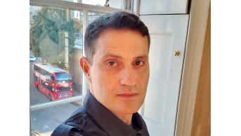 Rare Photo Release: Achtem Seitablaiev's Emotional Tribute to His Mother