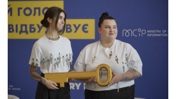 Alyona Alyona and Jerry Heil Raise 10 Million UAH to Rebuild School in Dnipro Region