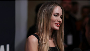 Angelina Jolie did not forgive her father: the main reason for the family conflict