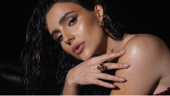 Anna Trincher's Emotional Transformation: New Song ''Vynom Tekla'' Unveiled