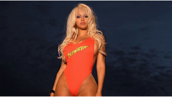 Beyoncé impresses: the star transformed into Pamela Anderson on Halloween
