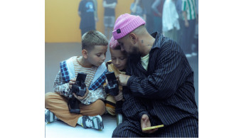 Dmytro Monatik surprised with a new clip: sons Platon and Danylo in the main roles