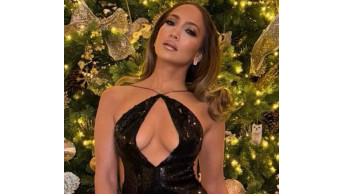 Jennifer Lopez Dazzles in Chocolate Hues: Dubai Business Trip Chic