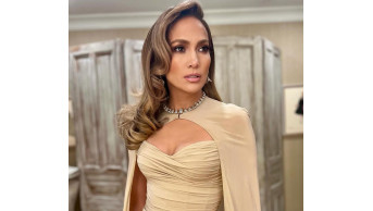 Jennifer Lopez surprised fans with a gold engagement ring after filing for divorce from Ben Affleck