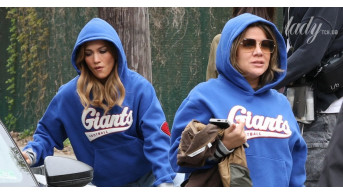 Jennifer Lopez Stuns on Set: Behind the Scenes of ''Sluzhboy Roman''