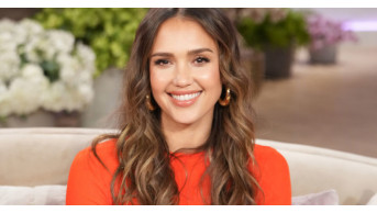 Jessica Alba Stuns in Beach Getaway with Son: A Look into Her Stylish Escape