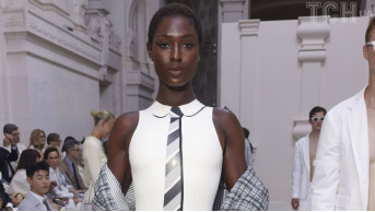 Jodie Turner-Smith impresses at Paris Fashion Week: a glittering exit in a preppy style by Thom Brow