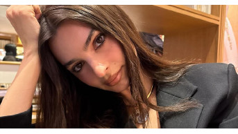 EmRata's Playful Lunch with Her Son: A Peek into Their Adorable Bond