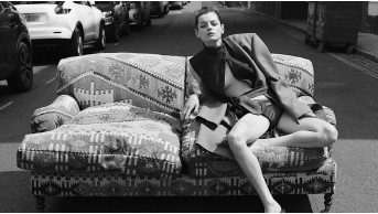 Emma Corrin impressed with a daring photo session: images from leading designers