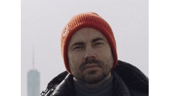 Ukrainian Showman Shares Heartfelt Tribute to Late Mother