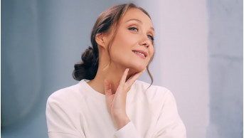 Evgenia Vlasova's Transformation: From Bare Face to Beauty Innovator