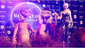Heidi Klum threw a magical Halloween party with a starry glow