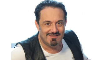 Garik Krychevsky's Romantic Escape: A Love Story Amidst Historical Charm