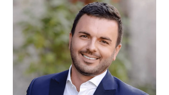 Grigoriy Reshetnik Sends Son to UK for Educational Adventure