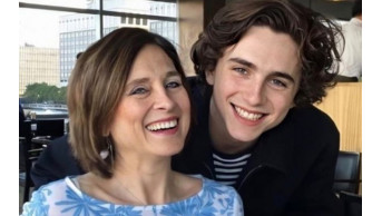 Nicole Flender Praises Timothée Chalamet's Romance with Kylie Jenner