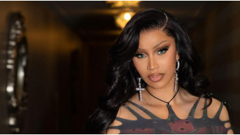 Фото №%d - АфішаКарді Бі викликає фурор через реакцію