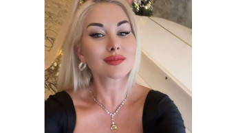 Kateryna Buzhynska Stuns Fans with Holiday Look and Story