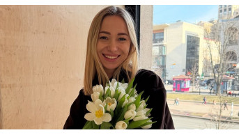 Spring Magic: Kateryna Repyakhova's Dazzling March Moments