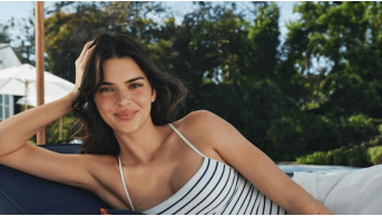 Kendall Jenner arranged a romantic night tour of the Louvre with her boyfriend