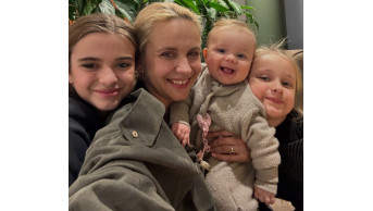Lilia Rebrik and her daughters are ready for Christmas: a special ''girly'' Christmas tree