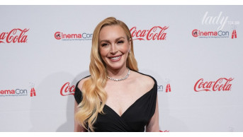 Lindsay Lohan's Fashion Statement: A Glamorous Tribute to Pamela Anderson?