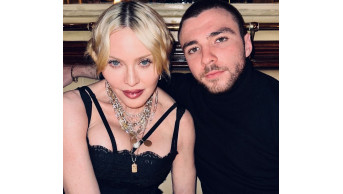 Madonna in Paris: Exhibition of the son and the magic of black