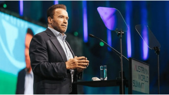 Unexpected Thanksgiving guests: Arnold Schwarzenegger and the fake bomb threat