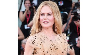Nicole Kidman fascinates in a beige corset at the Venice Film Festival