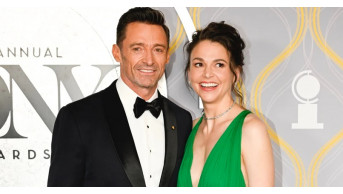 Hugh Jackman Spotted in Romantic Stroll with Sutton Foster in NYC