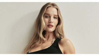 Rosie Huntington-Whiteley Stuns in Burberry: The Fashion Comeback
