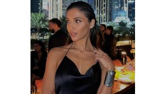 Santa Dimopulos Dazzles in Dubai with Daughters and Friends