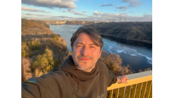 Serhiy Prytula Delights Fans with Heartwarming Photo with Daughter