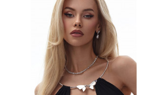 Victoria Apanasenko Stuns in Post-Pregnancy Photoshoot!