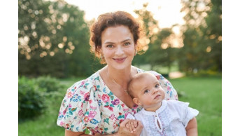 Tatiana Mikhina Reveals Regret Over Delayed Motherhood Amidst Second Pregnancy