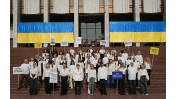 Ukrainian fashion unites: Opening of UFW SS25 ushers in a new era