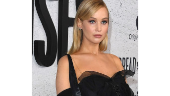 Pregnant Jennifer Lawrence impressed at the premiere in Los Angeles