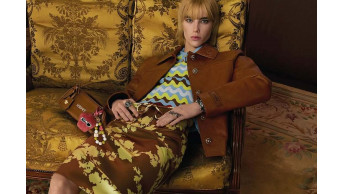Versace's Daring Tribute to the 80s: A Bold Fashion Statement