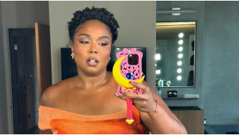 Impressive transformation: Lizzo fascinates with a new figure in an orange dress