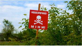 How landmine hazards affect the lives of Ukrainian children: a new report and real stories