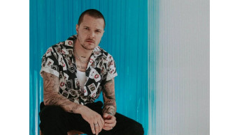 Ukrainian Rock Star's Family Set for Gradual Homecoming