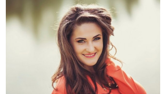 Tatiana Pesik's Health Mystery: What Could Be Causing Her Eye Problem?