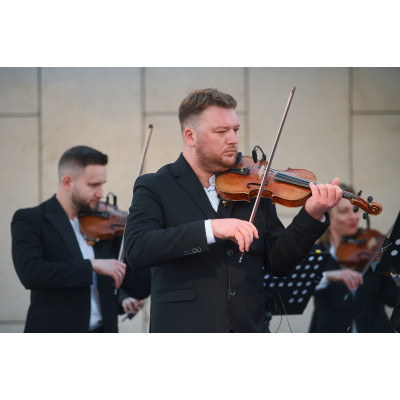 Фото №2 - Афіша Афіша КІНОМУЗИКА НА ДАХУ – Kyiv Mozart Orchestra, Київ - 2026-05-23 19:00:00